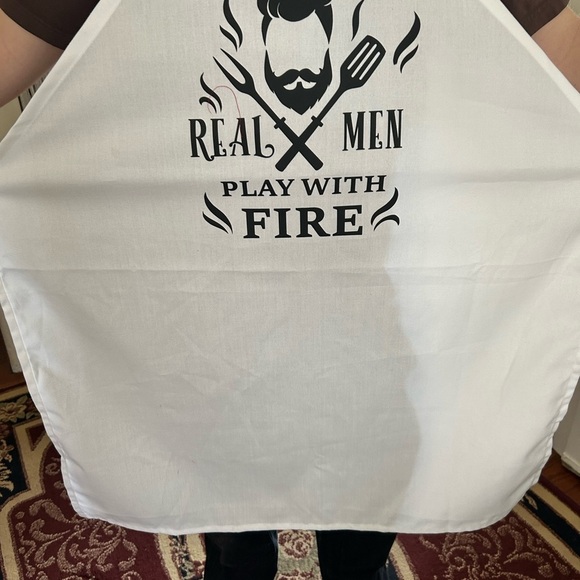 White Apron with Black Graphic Print- Real men play with fire- new - Picture 2 of 5